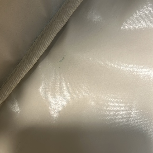 Canvelle Quilted Black Zip Crossbody Tote in Medium - Picture 7 of 12